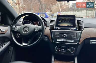 Позашляховик / Кросовер Mercedes-Benz GLE-Class 2016 в Одесі