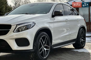 Позашляховик / Кросовер Mercedes-Benz GLE-Class 2015 в Стрию