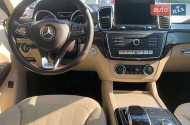 Внедорожник / Кроссовер Mercedes-Benz GLE-Class 2018 в 