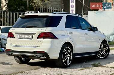 Внедорожник / Кроссовер Mercedes-Benz GLE-Class 2018 в 