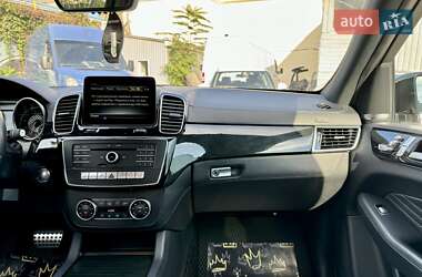 Внедорожник / Кроссовер Mercedes-Benz GLE-Class 2018 в 