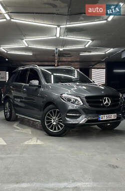 Внедорожник / Кроссовер Mercedes-Benz GLE-Class 2017 в 