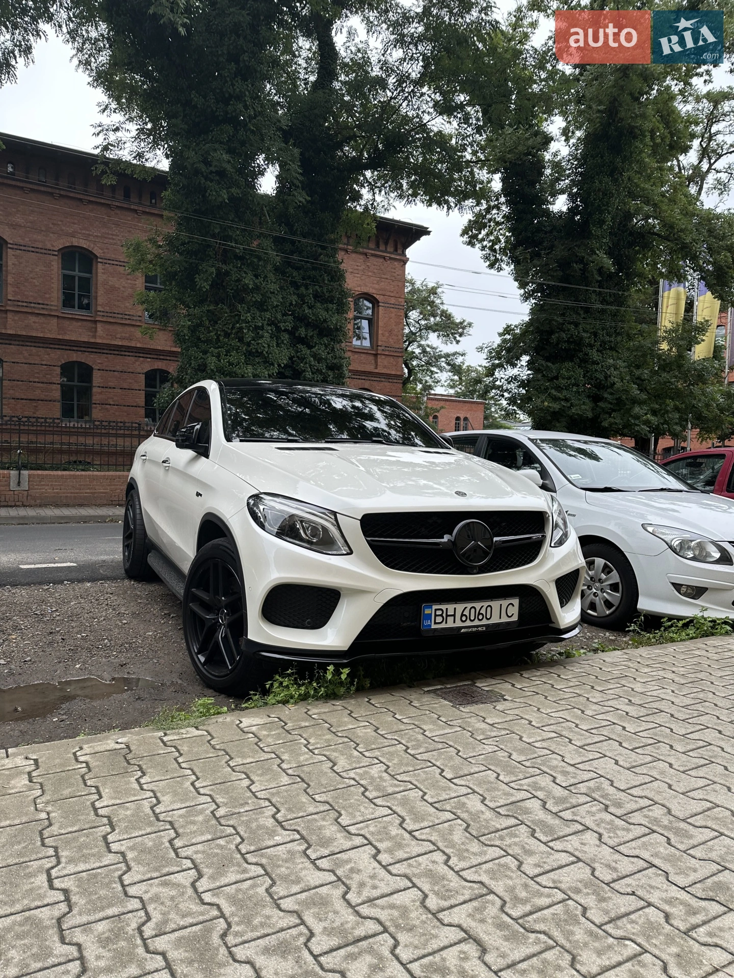 2015 Mercedes-Benz GLE - мініатюра 2