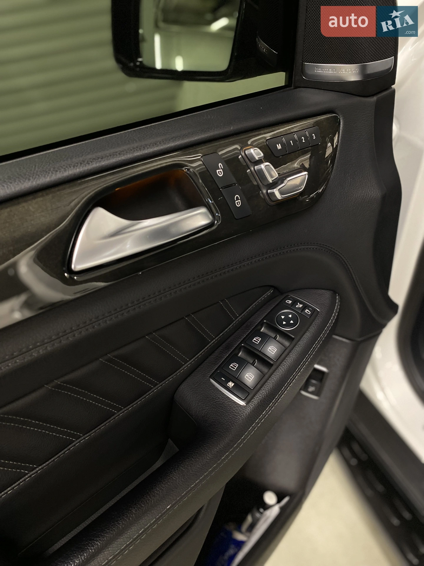 2015 Mercedes-Benz GLE - мініатюра 29