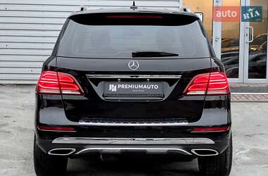 Внедорожник / Кроссовер Mercedes-Benz GLE-Class 2016 в 