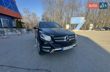 Внедорожник / Кроссовер Mercedes-Benz GLE-Class 2017 в 