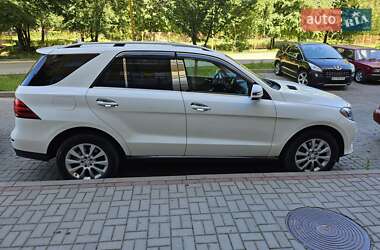 Внедорожник / Кроссовер Mercedes-Benz GLE-Class 2015 в 
