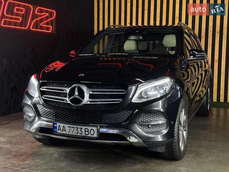 Внедорожник / Кроссовер Mercedes-Benz GLE-Class 2016 в Киеве