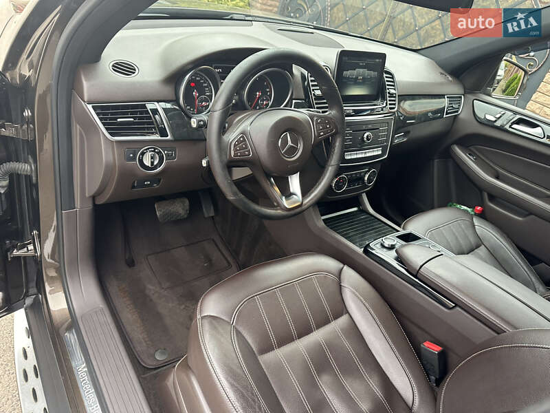 Позашляховик / Кросовер Mercedes-Benz GLE-Class 2016 в Луцьку