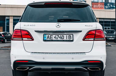 Внедорожник / Кроссовер Mercedes-Benz GLE-Class 2016 в 