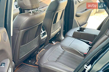 Внедорожник / Кроссовер Mercedes-Benz GLE-Class 2015 в 