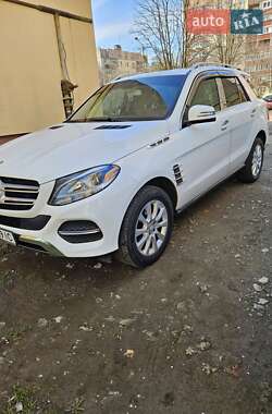 Внедорожник / Кроссовер Mercedes-Benz GLE-Class 2015 в 