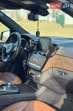 Внедорожник / Кроссовер Mercedes-Benz GLE-Class 2016 в 