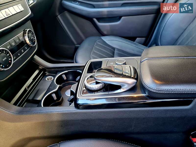 Позашляховик / Кросовер Mercedes-Benz GLE-Class 2015 в Олександрівці (Краматорського району) фото 22 Позашляховик / Кросовер Mercedes-Benz GLE-Class 2015 в Олександрівці (Краматорського району)