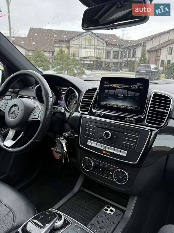 Внедорожник / Кроссовер Mercedes-Benz GLE-Class 2018 в Киеве
