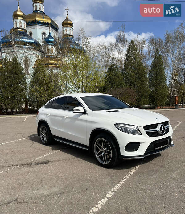 Позашляховик / Кросовер Mercedes-Benz GLE-Class 2016 в Кривому Розі