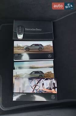 Позашляховик / Кросовер Mercedes-Benz GLE-Class 2021 в 