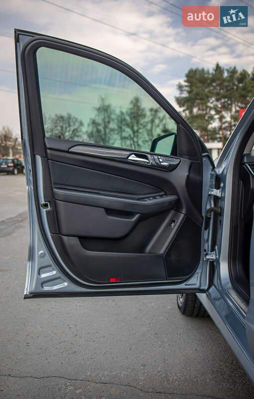 Позашляховик / Кросовер Mercedes-Benz GLE-Class 2016 в Чернівцях фото 32 Позашляховик / Кросовер Mercedes-Benz GLE-Class 2016 в Чернівцях