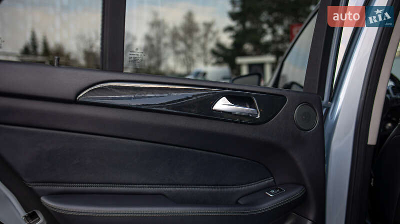 Позашляховик / Кросовер Mercedes-Benz GLE-Class 2016 в Чернівцях фото 45 Позашляховик / Кросовер Mercedes-Benz GLE-Class 2016 в Чернівцях