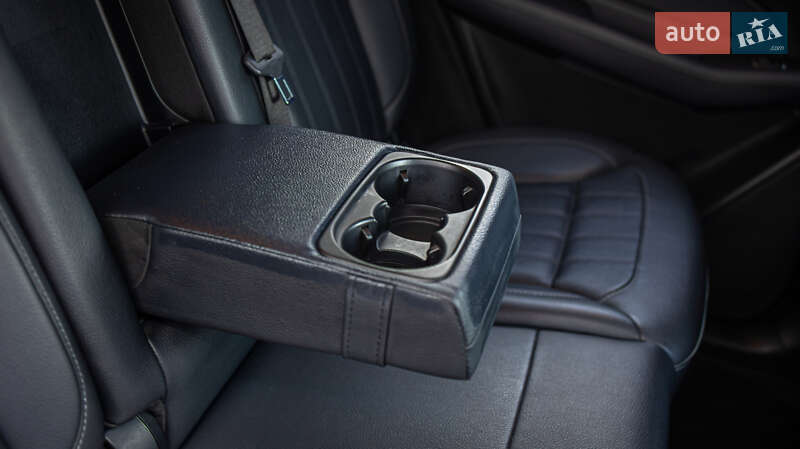 Позашляховик / Кросовер Mercedes-Benz GLE-Class 2016 в Чернівцях фото 55 Позашляховик / Кросовер Mercedes-Benz GLE-Class 2016 в Чернівцях