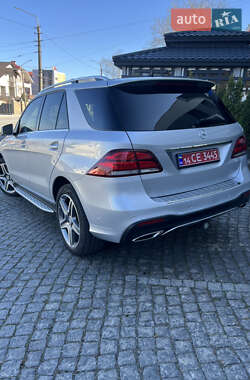 Внедорожник / Кроссовер Mercedes-Benz GLE-Class 2015 в 