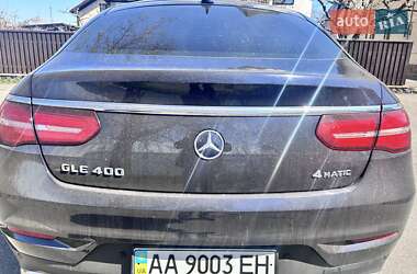 Внедорожник / Кроссовер Mercedes-Benz GLE-Class 2015 в 