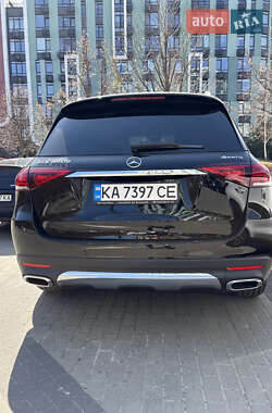 Позашляховик / Кросовер Mercedes-Benz GLE-Class 2021 в 
