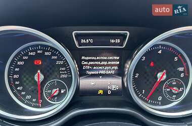Позашляховик / Кросовер Mercedes-Benz GLE-Class 2015 в 