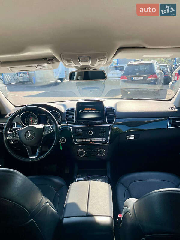 Внедорожник / Кроссовер Mercedes-Benz GLE-Class 2016 в Черновцах