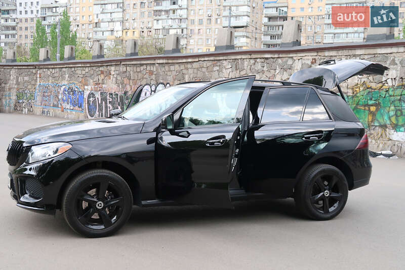 Внедорожник / Кроссовер Mercedes-Benz GLE-Class 2018 в Днепре