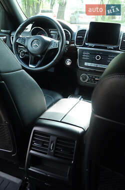 Позашляховик / Кросовер Mercedes-Benz GLE-Class 2018 в  фото 22 Позашляховик / Кросовер Mercedes-Benz GLE-Class 2018 в