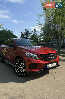 Позашляховик / Кросовер Mercedes-Benz GLE-Class 2016 в 