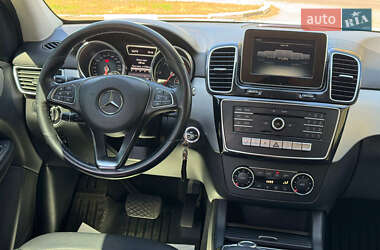 Внедорожник / Кроссовер Mercedes-Benz GLE-Class 2015 в 