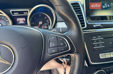 Внедорожник / Кроссовер Mercedes-Benz GLE-Class 2015 в 