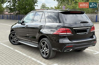 Внедорожник / Кроссовер Mercedes-Benz GLE-Class 2018 в 