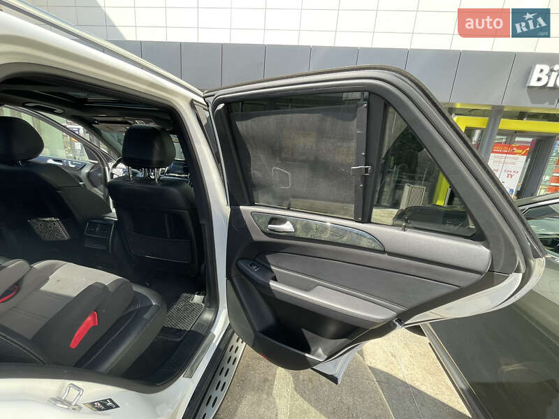 Позашляховик / Кросовер Mercedes-Benz GLE-Class 2016 в Хмельницькому