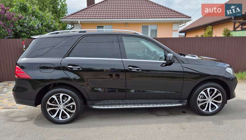 Позашляховик / Кросовер Mercedes-Benz GLE-Class 2016 в Києві фото 5 Позашляховик / Кросовер Mercedes-Benz GLE-Class 2016 в Києві