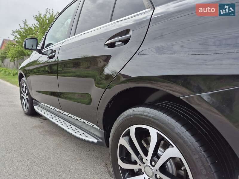 Позашляховик / Кросовер Mercedes-Benz GLE-Class 2016 в Києві фото 11 Позашляховик / Кросовер Mercedes-Benz GLE-Class 2016 в Києві