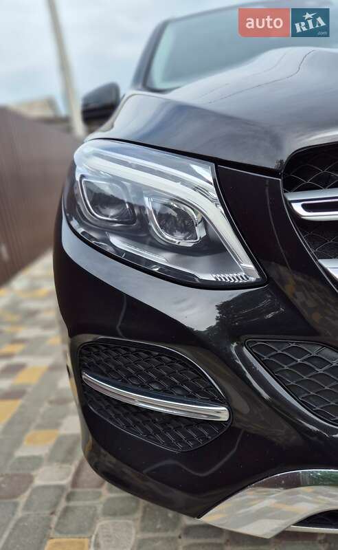 Позашляховик / Кросовер Mercedes-Benz GLE-Class 2016 в Києві фото 17 Позашляховик / Кросовер Mercedes-Benz GLE-Class 2016 в Києві
