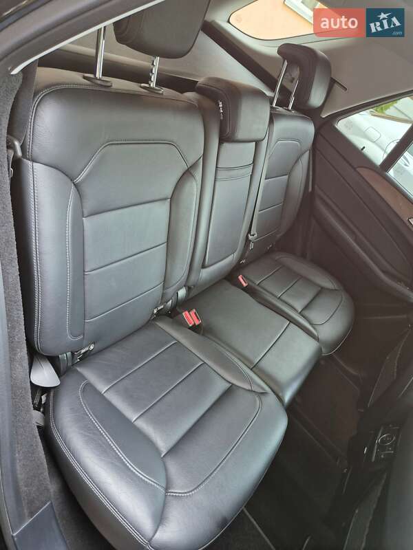 Позашляховик / Кросовер Mercedes-Benz GLE-Class 2016 в Києві фото 54 Позашляховик / Кросовер Mercedes-Benz GLE-Class 2016 в Києві