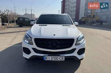 Внедорожник / Кроссовер Mercedes-Benz GLE-Class 2017 в 