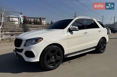 Внедорожник / Кроссовер Mercedes-Benz GLE-Class 2017 в 