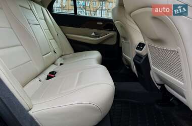 Позашляховик / Кросовер Mercedes-Benz GLE-Class 2019 в 