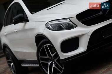 Внедорожник / Кроссовер Mercedes-Benz GLE-Class 2016 в 