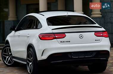Внедорожник / Кроссовер Mercedes-Benz GLE-Class 2016 в 