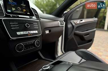 Внедорожник / Кроссовер Mercedes-Benz GLE-Class 2016 в 