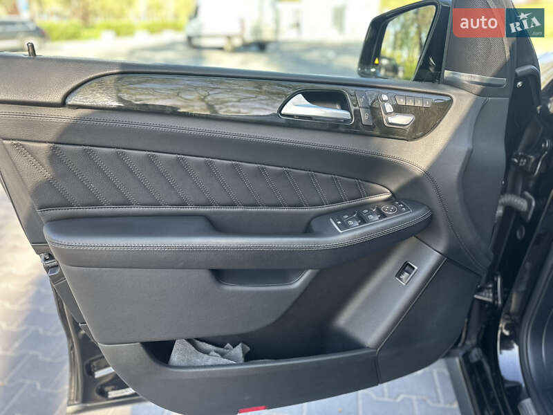 Позашляховик / Кросовер Mercedes-Benz GLE-Class 2016 в Києві