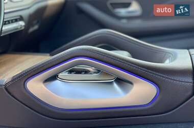 Позашляховик / Кросовер Mercedes-Benz GLE-Class 2019 в 