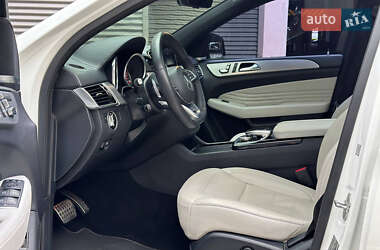 Позашляховик / Кросовер Mercedes-Benz GLE-Class 2016 в 