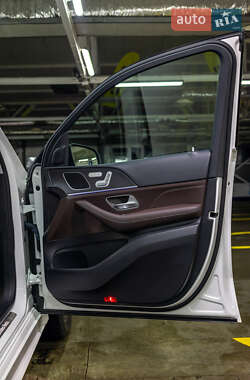 Внедорожник / Кроссовер Mercedes-Benz GLE-Class 2022 в 
